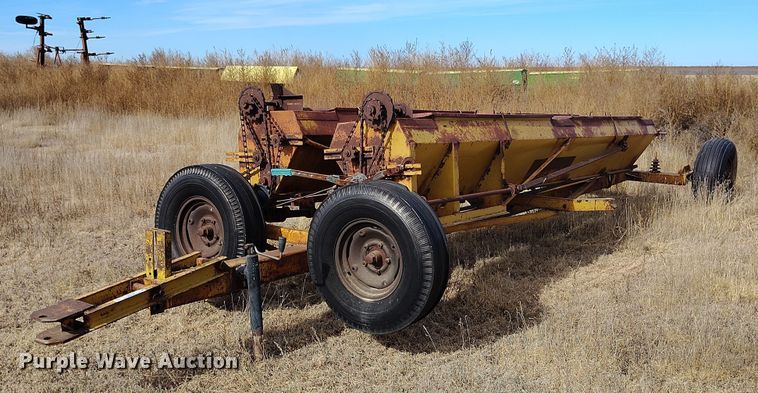 Barber drop spreader - IH9339