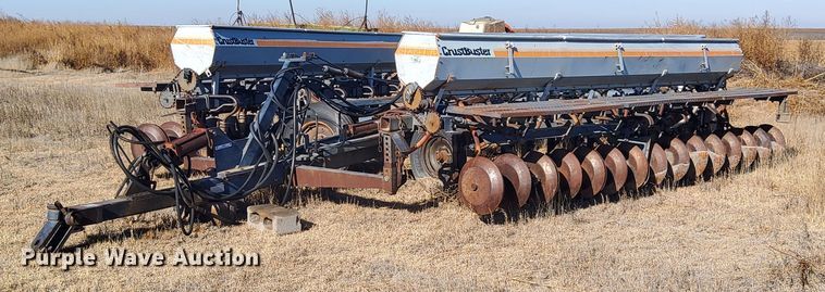 Crustbuster 3200 TS grain drill - IH9341