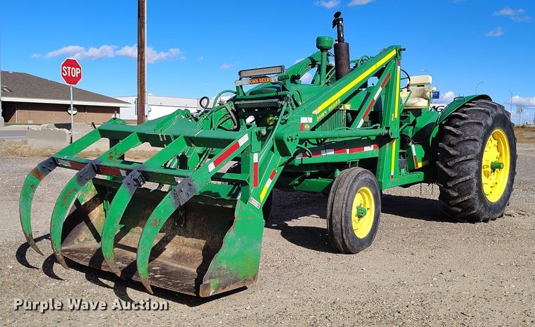 1961 John Deere 4010 tractor - IP9740