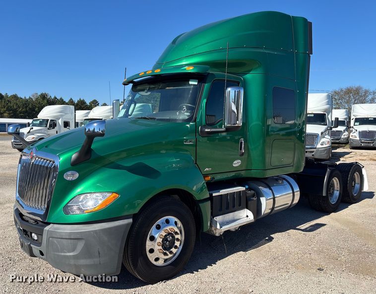 2020 International LT625 semi truck - EC3904