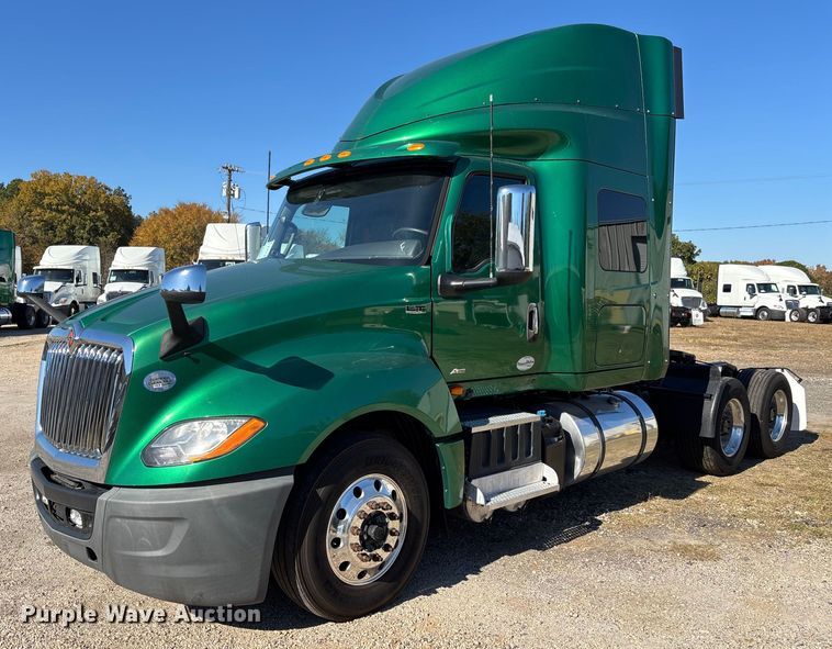 2020 International LT625 semi truck - EC3907
