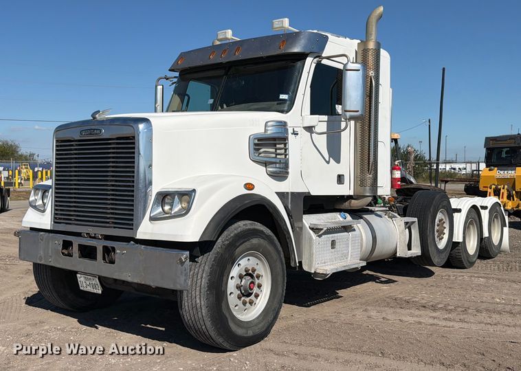 2013 Freightliner Coronado semi truck - ED4994
