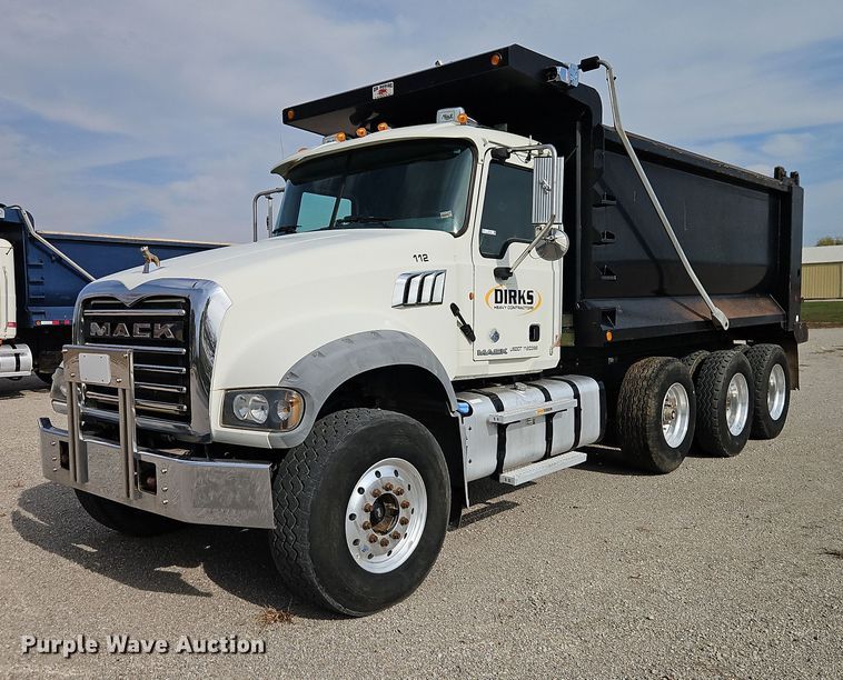 2011 Mack GU713 dump truck - EO4794