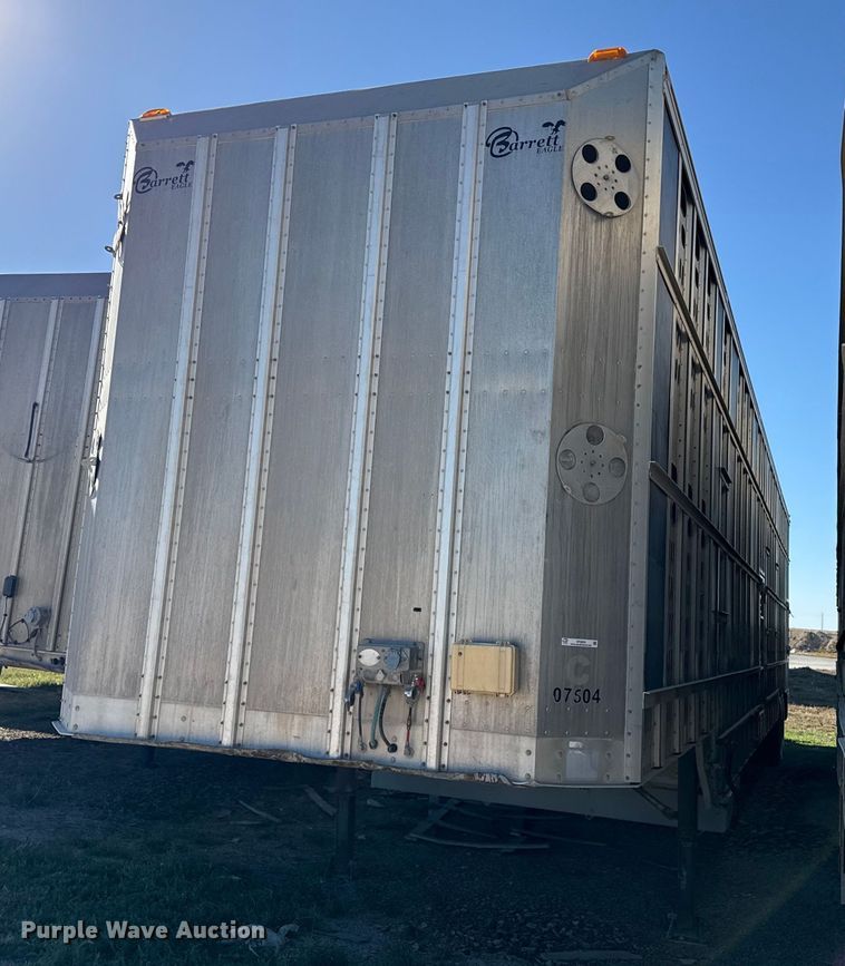 2009 Barrett livestock trailer - EP0929