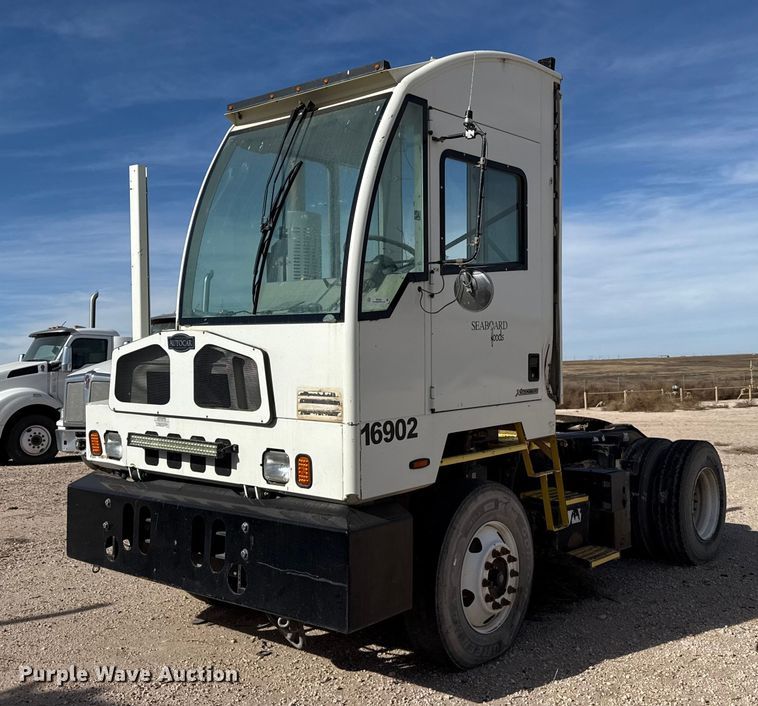 2018 Autocar X Spotter yard truck - EP2503