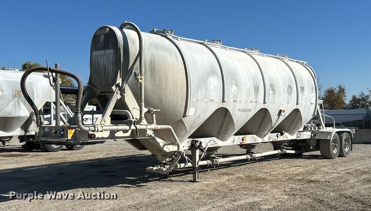 1997 Heil Tanker pneumatic dry bulk trailer - ET6627