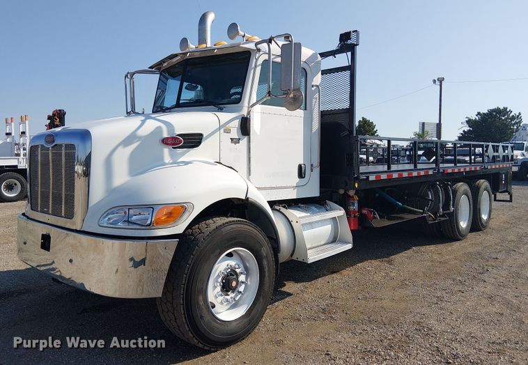 2008 Peterbilt 340 flatbed truck - NU9728