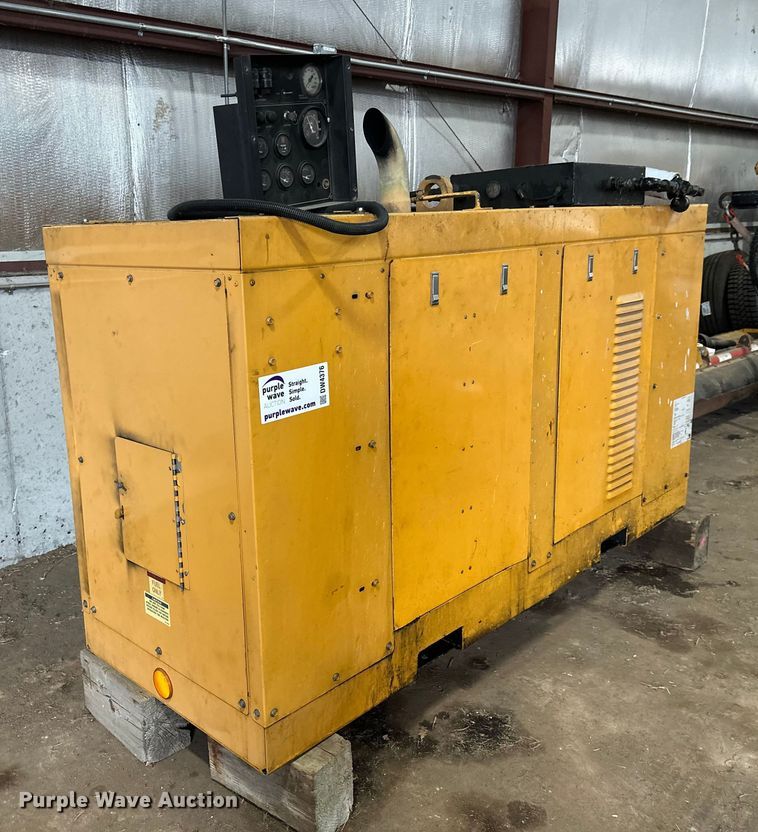 1996 Leroi air compressor - DW4376