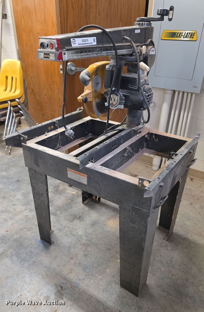 Dewalt Powershop  radial arm saw - DZ3575