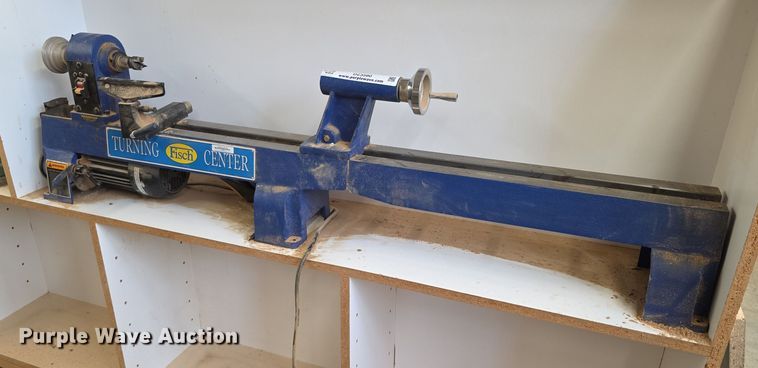 Turner Fisch Center wood Lathe - DZ3580