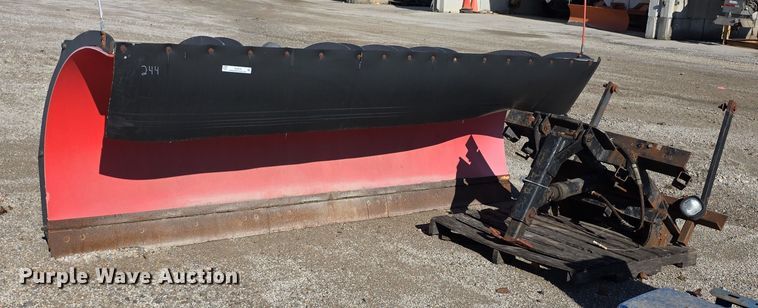 Henke snow plow - DZ3638