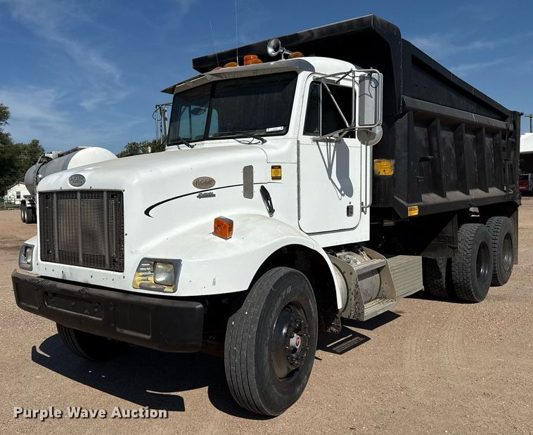 2000 Peterbilt 330 dump truck - DZ8762
