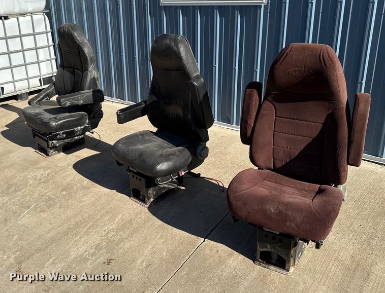(3) truck seats - EA2049