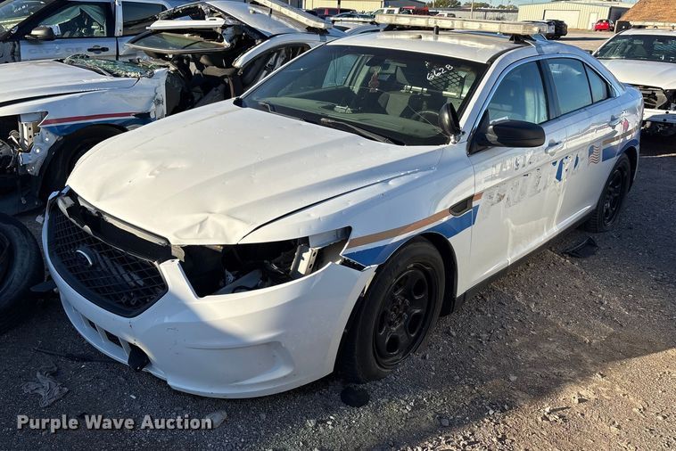 2015 Ford Taurus Police Interceptor  - EA7683
