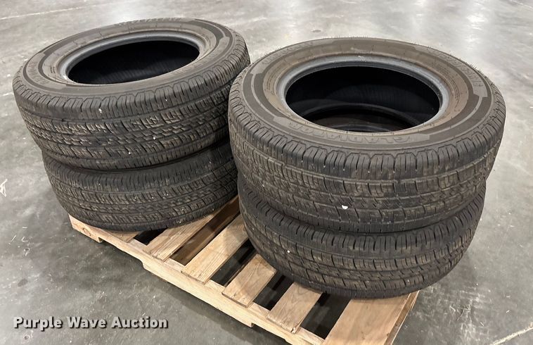 (4) LT275/65R18 tires - EJ7751