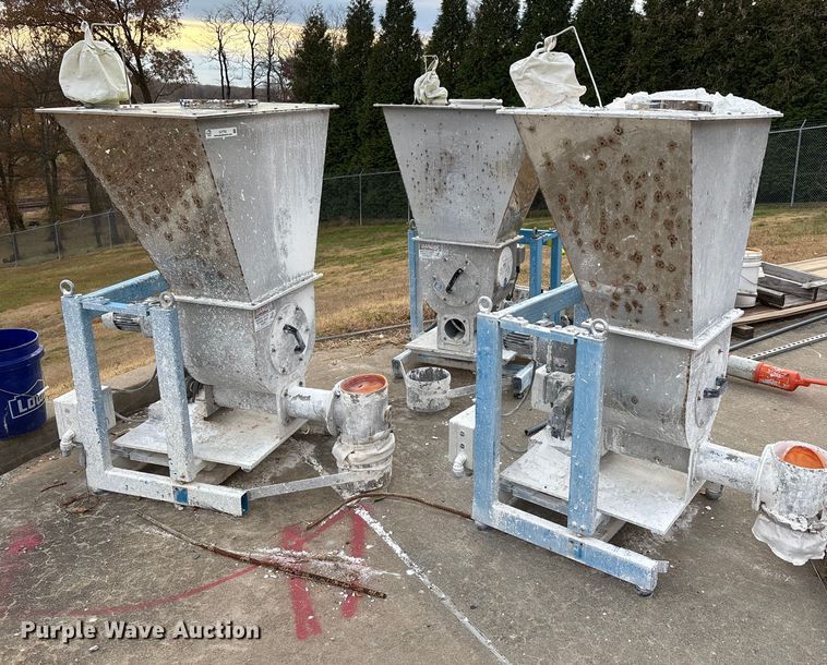  (3) single screw feeders with scales - EJ7752