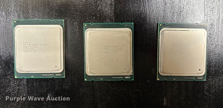 (3) Intel Xeon E5-2643 processors - EN5816