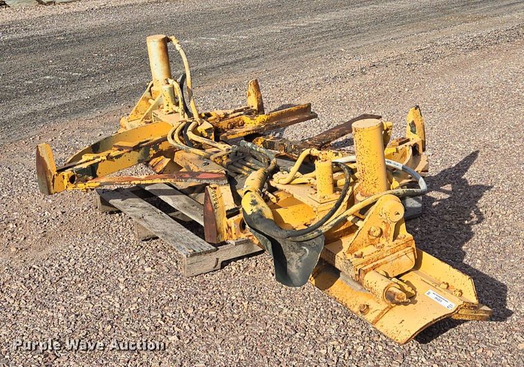 10'W mid-mount plow - ES2548
