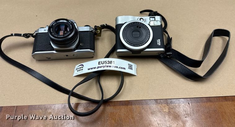 (2) cameras - EU5381