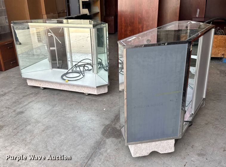 (2) jewelry display cases - EU6392