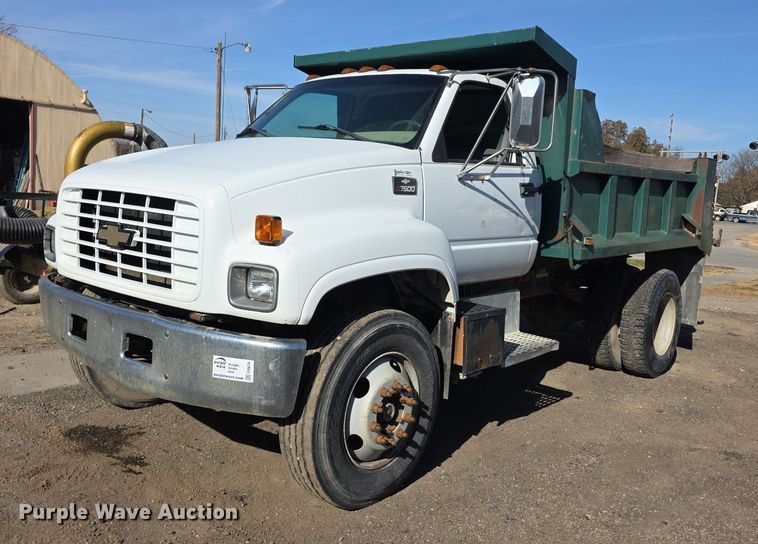 2000 Chevrolet C7500 dump truck - FI0674