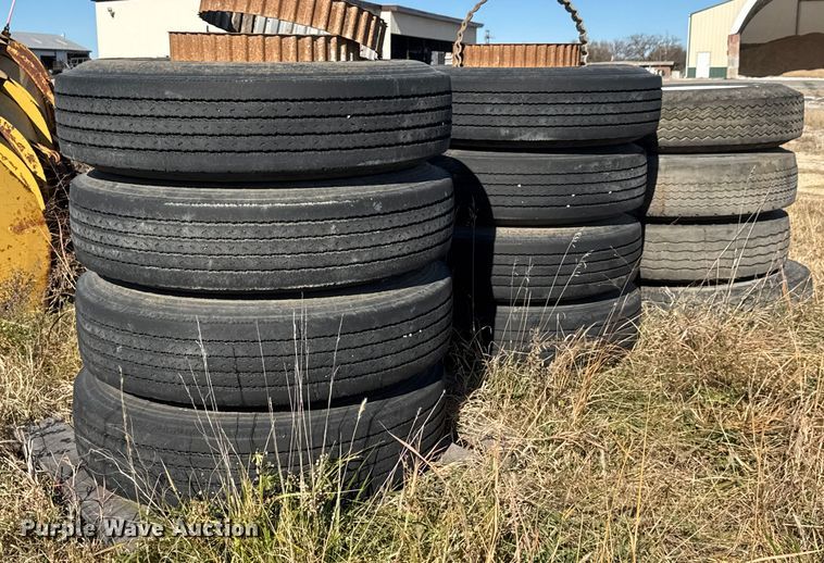 (12) tires and wheels - NA9909