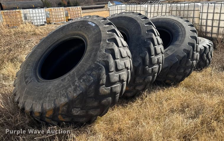 (4) Michelin XTLA 20.5R 25 wheel loader tires - NA9910