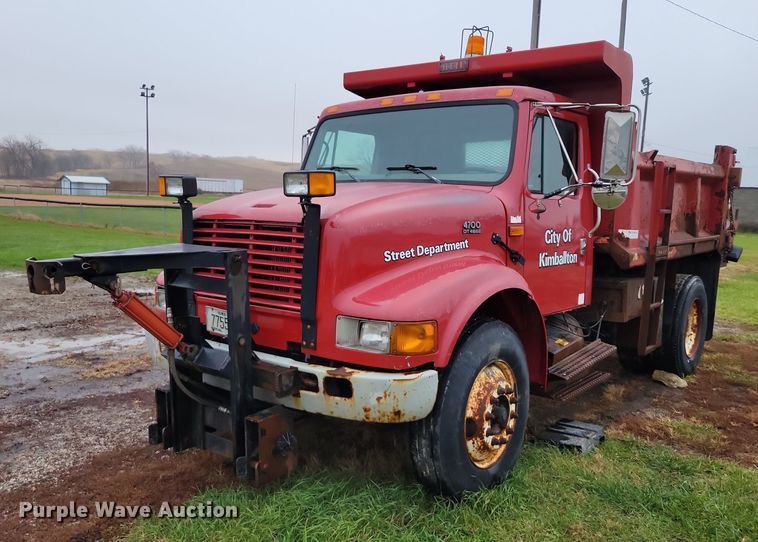 2001 International 4700 dump truck - NO9800