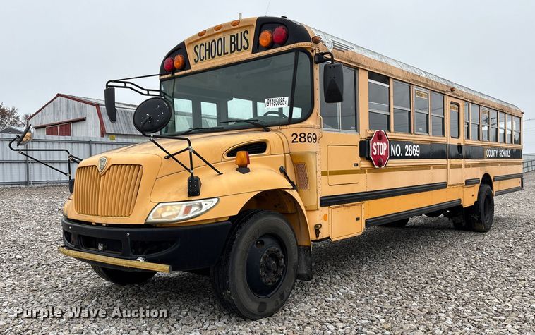 2009 IC PB105 school bus - YA1467