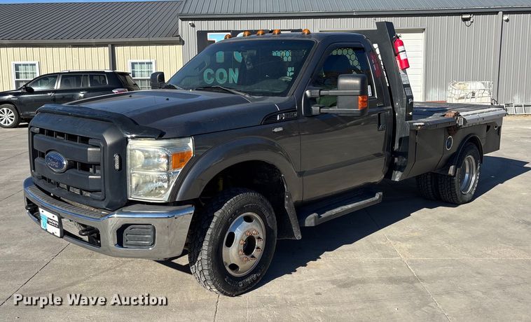2012 Ford F350 Super Duty forklift bed pickup truck - DK0045