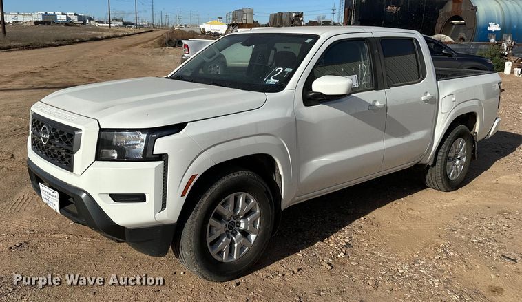 2023 Nissan Frontier Crew Cab pickup truck - DQ7726