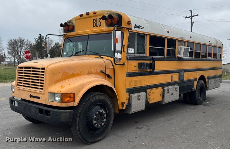 1993 International 3800 RV - EA2102