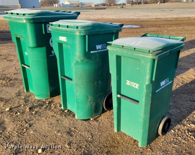 (75) trash bins - EA2758