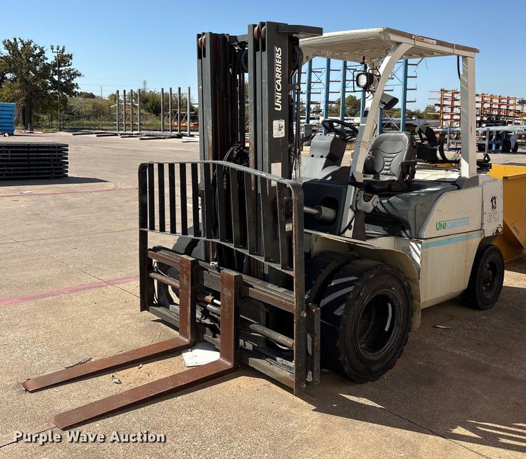 2015 Nissan PF80YLP forklift - EA7742