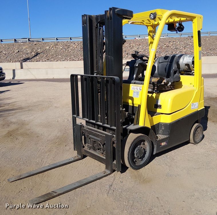 2012 Hyster S50 forklift - EC1347