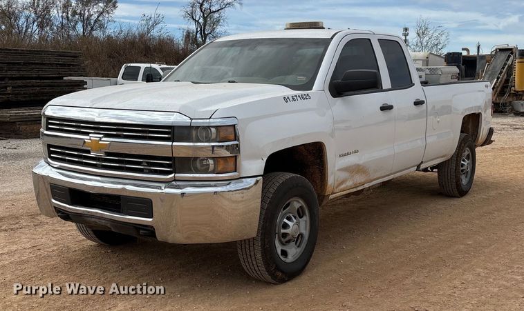 2016 Chevrolet Silverado 2500HD Double Cab bale bed pickup truck - ED2390