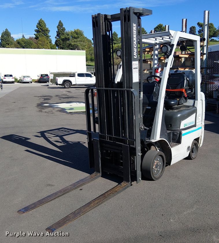 2017 UniCarriers CFS40 forklift - EE4988