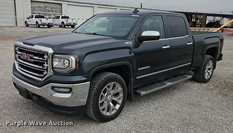 2018 GMC Sierra 1500 SLT Crew Cab pickup truck - EO4828