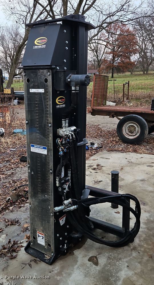Quick Attach skid steer post driver - EO4861