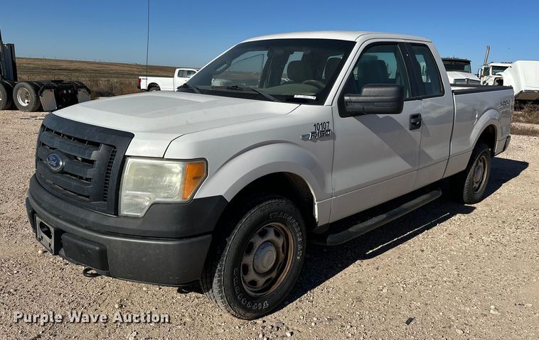 2010 Ford F150 SuperCab pickup truck - EP0913