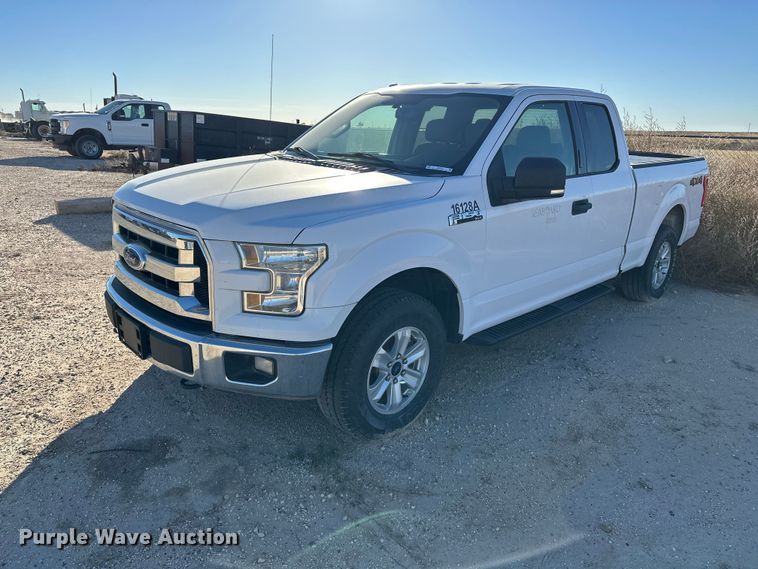 2016 Ford F150 SuperCab pickup truck - EP0916