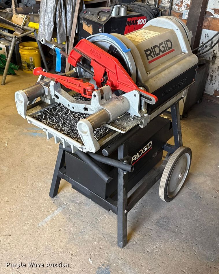 Rigid 1224 pipe threader - EP0979