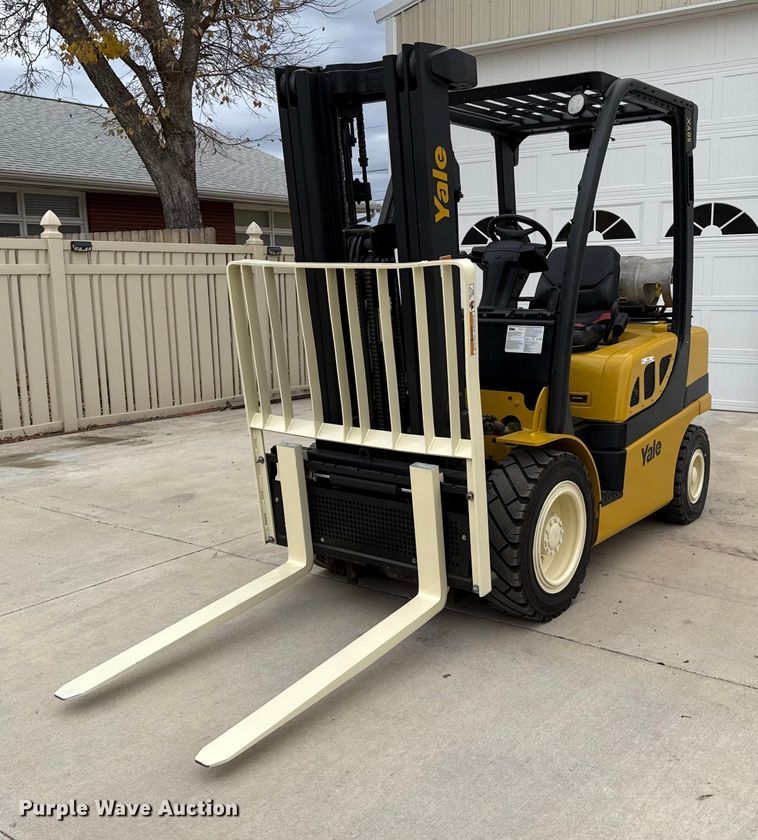 2019 Yale GLP050VXNKAE084 forklift - EP2575