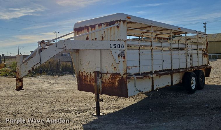 1993 W-W Trailer Manufacturers livestock trailer - ET5238
