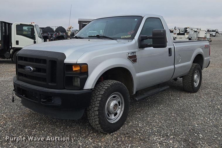 2010 Ford F250 pickup truck - ET5253