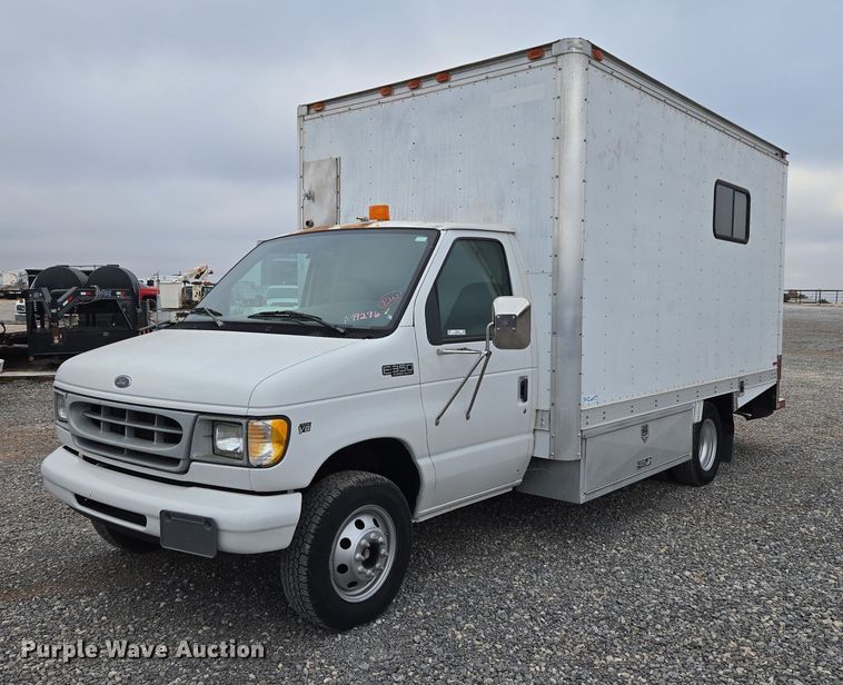 2000 Ford E350 fiber optic splicing truck - ET5255