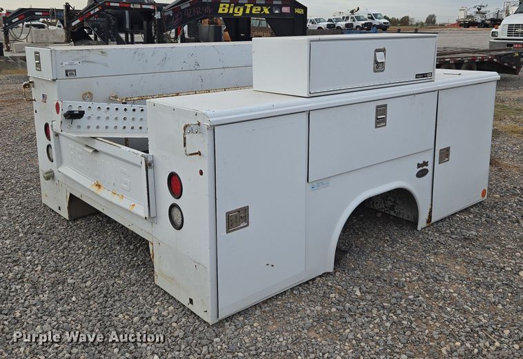 Reading AL HSB WR pickup truck utility bed - ET5273