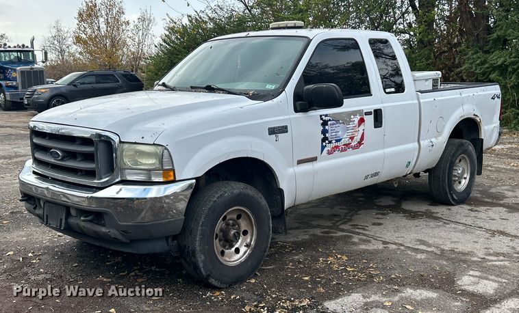 2004 Ford F250 Super Duty XLT SuperCab pickup truck - ET6670