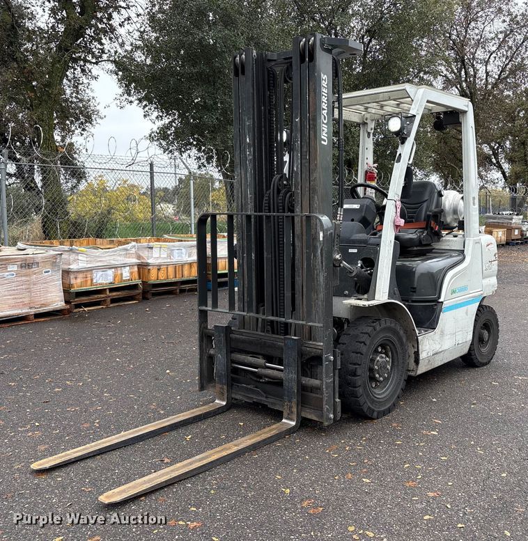 2017 UniCarriers PF50 forklift - EU8529