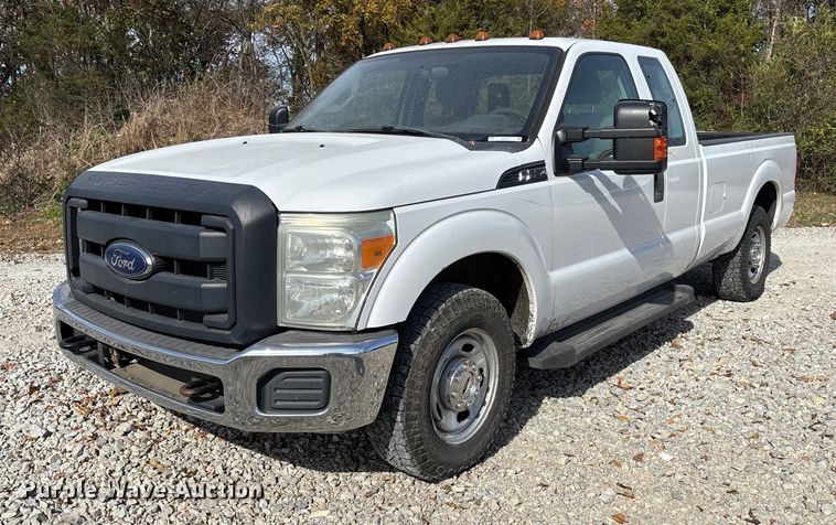 2014 Ford F250 Super Duty SuperCab pickup truck - EV3277